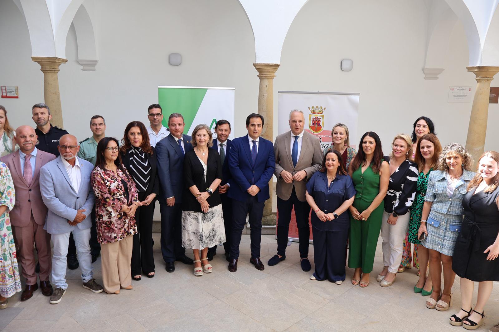 La Junta y el Ayuntamiento de San Roque firman un protocolo para construir la nueva sede judicial.