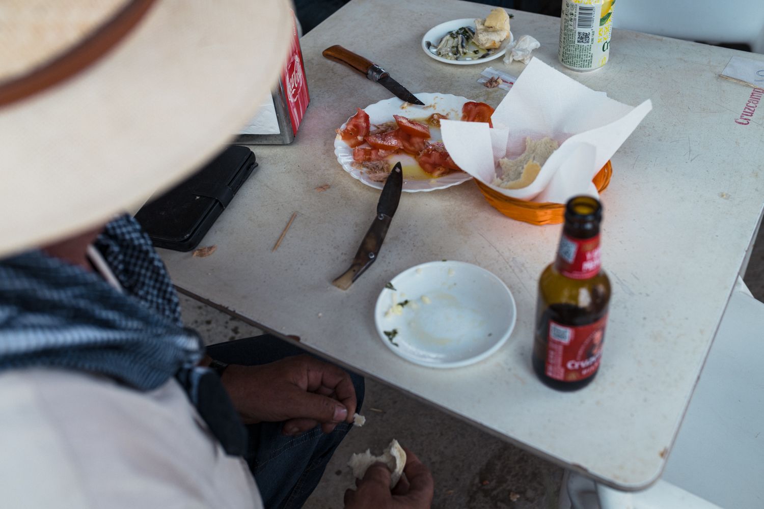 Momento de avituallamiento, cerca del embarcadero.