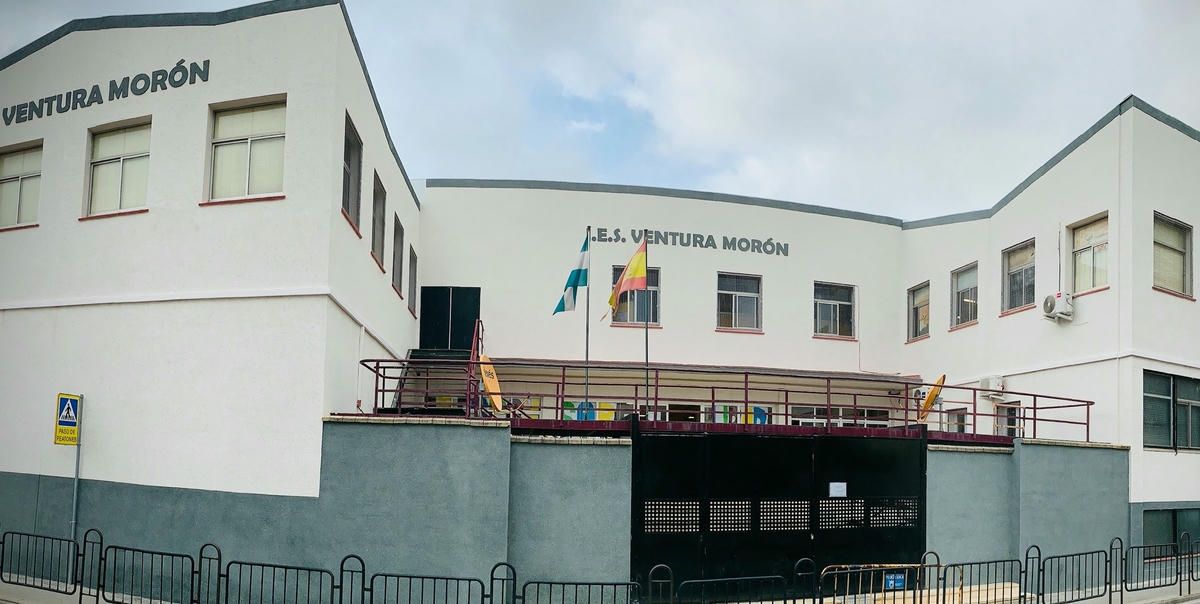 Fachada del  IES Ventura Morón de Algeciras.