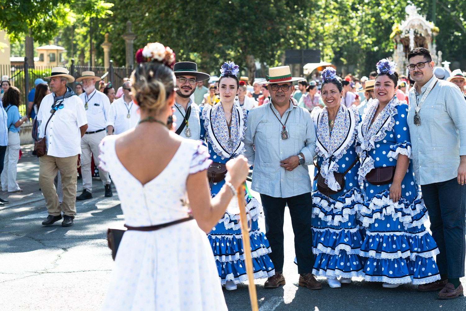 Un grupo de peregrinos, haciéndose una foto.