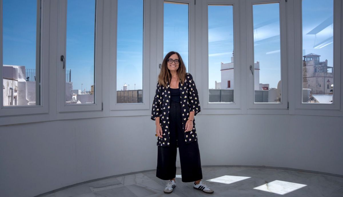 LOURDE DIRECTORA DE CADIZ EN DANZA