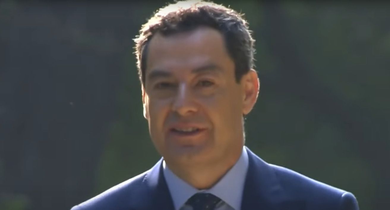 Un primer plano de Juanma Moreno.