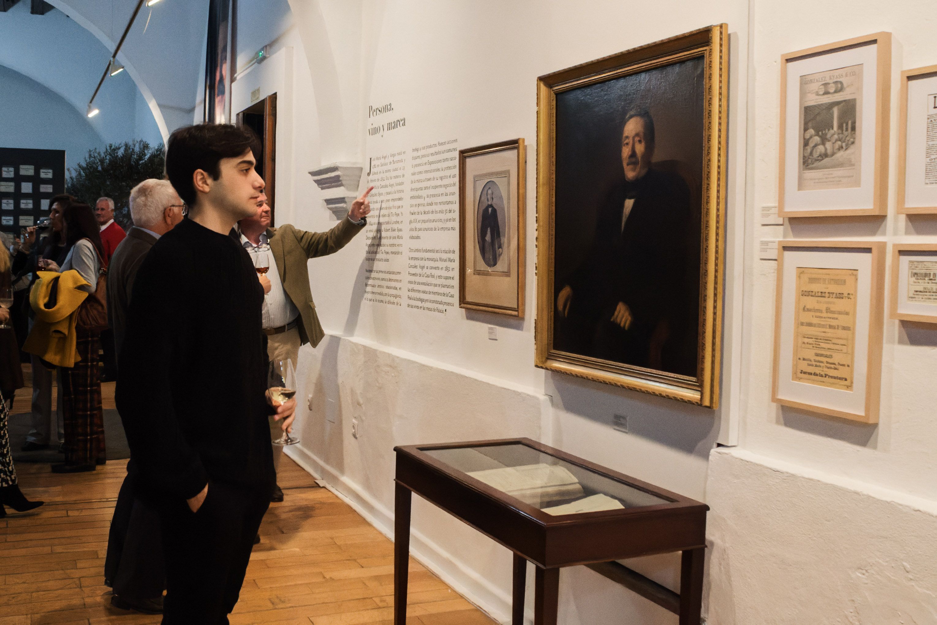 Imagen de una anterior exposición con los archivos del Tío Pepe.