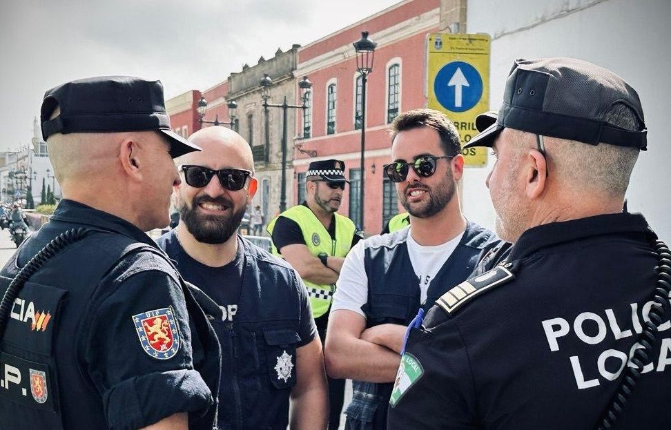 El alcalde Germán Beardo y el concejal Jesús Garay.
