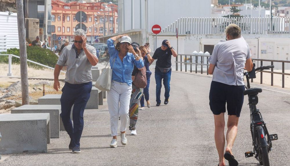 Fuerte viento de levante en la provincia de Cádiz.