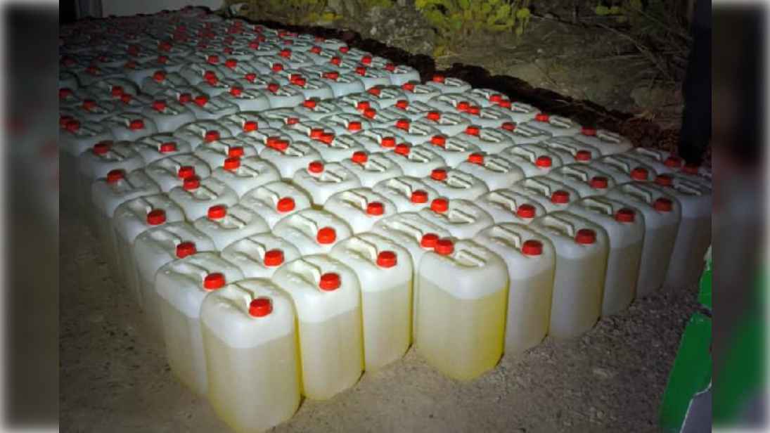 Petacas incautadas por la Guardia Civil en un golpe a las redes de los narcos en la provincia de Cádiz. Petacas incautadas por la Guardia Civil en un golpe a las redes de los narcos en la provincia de Cádiz.