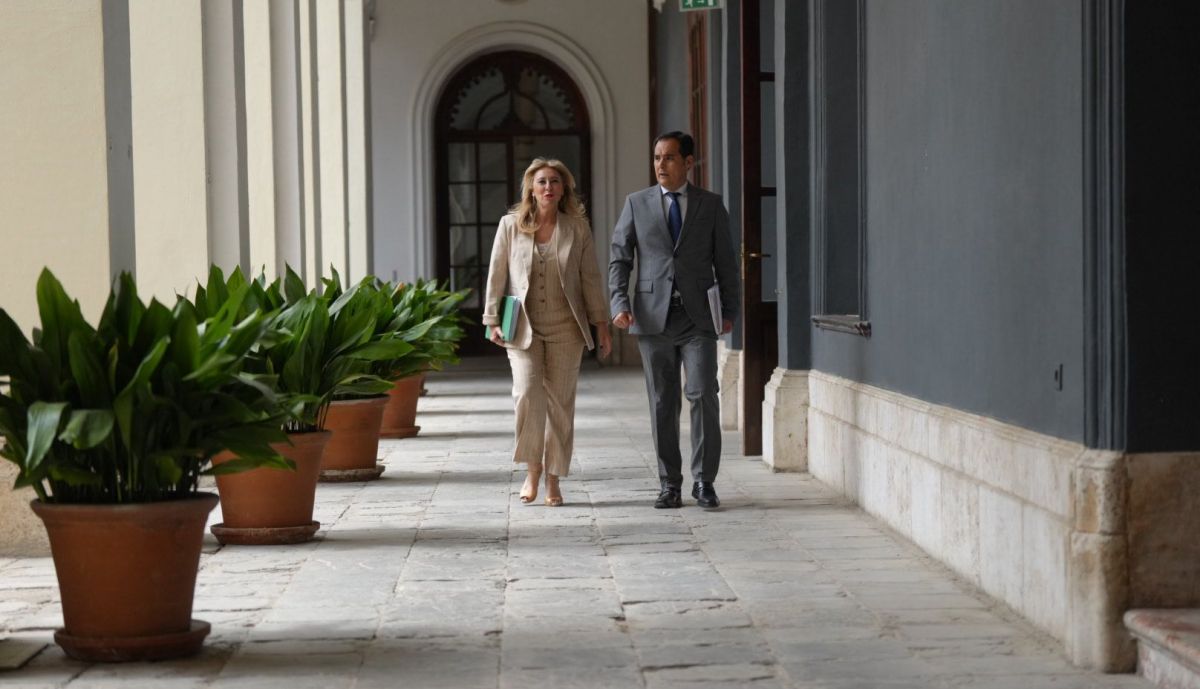 Momentos previos a la rueda de prensa posterior al Consejo de Gobierno.