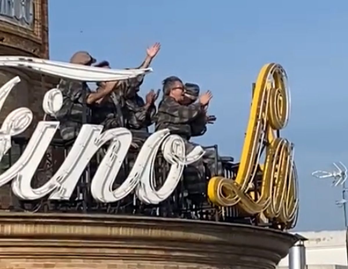 El Canijo, Ratón o Tomasito, en el Gallo Azul.