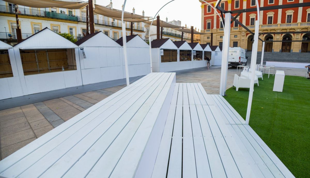 Preparativos de la Feria del Libro.