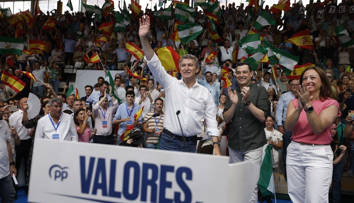 Feijoo y Moreno en Malaga. JORGE ZAPATA:EFE 00001