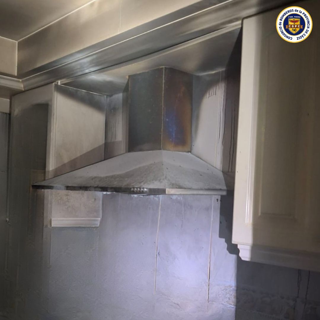 La campana extractora en la que se originó el fuego.