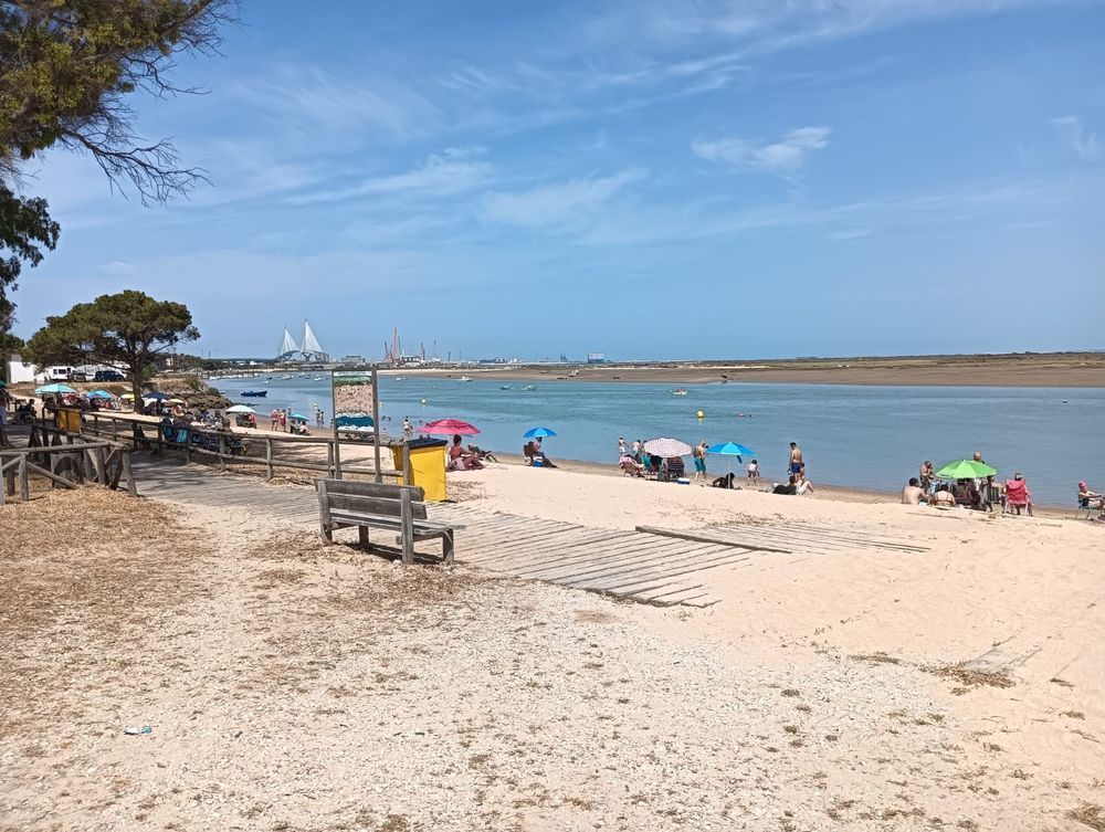 Puerto Real arranca su temporada de playas.
