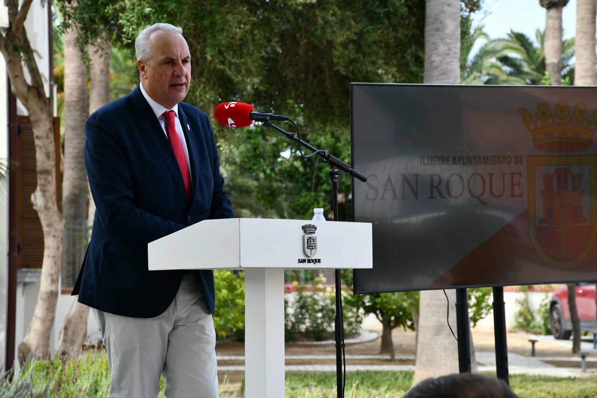 El alcalde, durante el acto por los dos años de mandato.