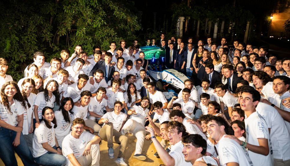 PRESENTACION MONOPLAZA ARUS UNIVERSIDAD SEVILLA ALCAZAR SEVILLA 26