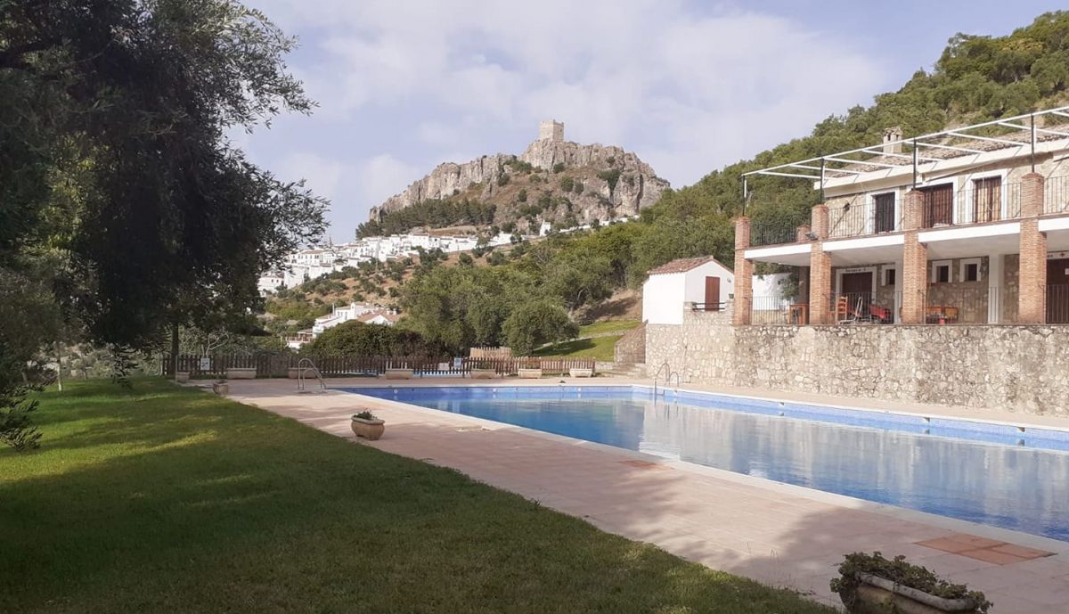 Piscina en Zahara de la Sierra.