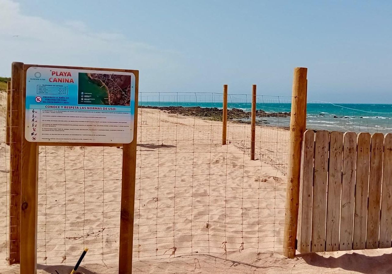 Playa canina de Rota.