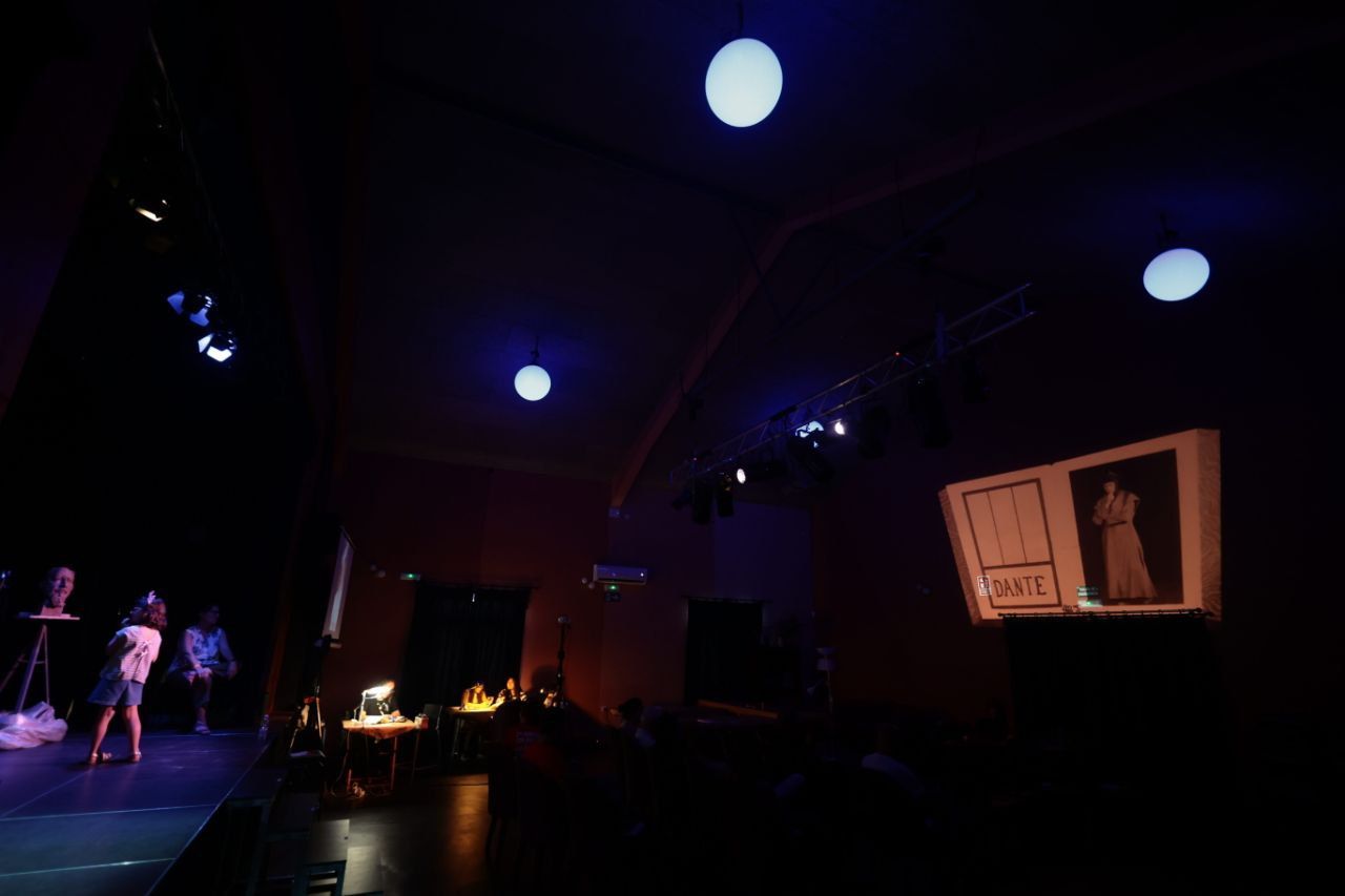 Una representación en La Gotera de Lazotea en Jerez. Una representación en La Gotera de Lazotea en Jerez.