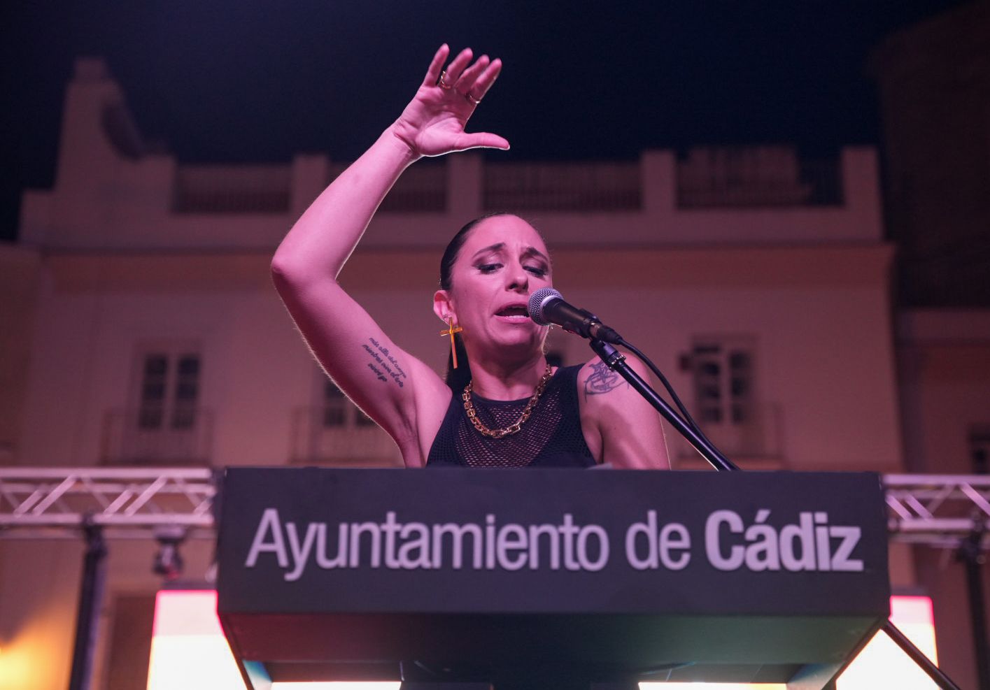 María Peláe en pleno pregón.