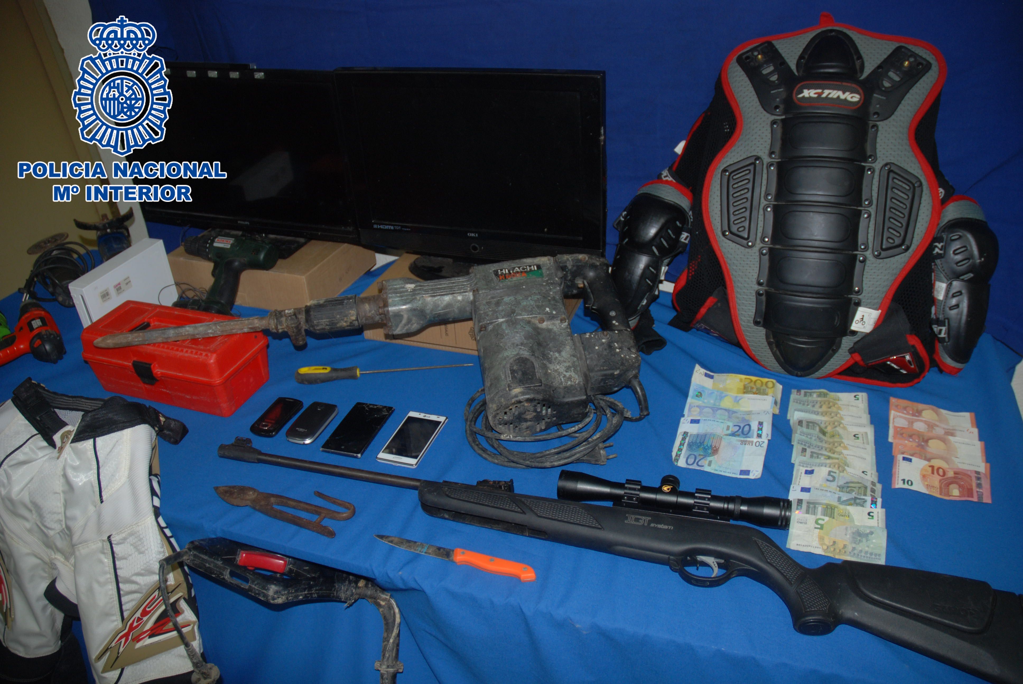 08-06-16_detenidos_sevilla-_asalto_jerez