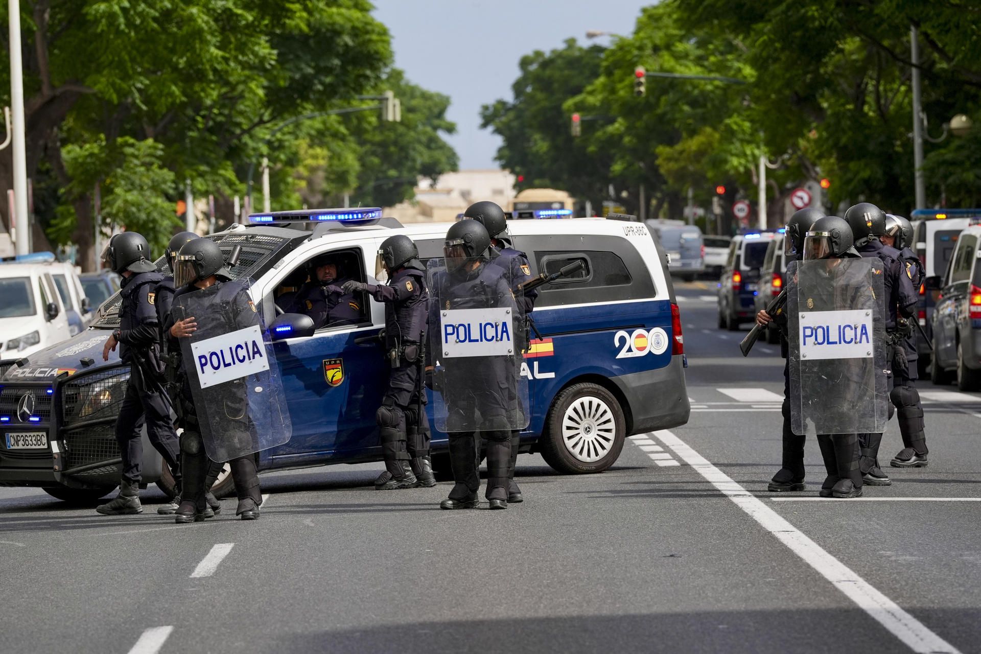 Disturbios en Cádiz este lunes. Disturbios en Cádiz este lunes.
