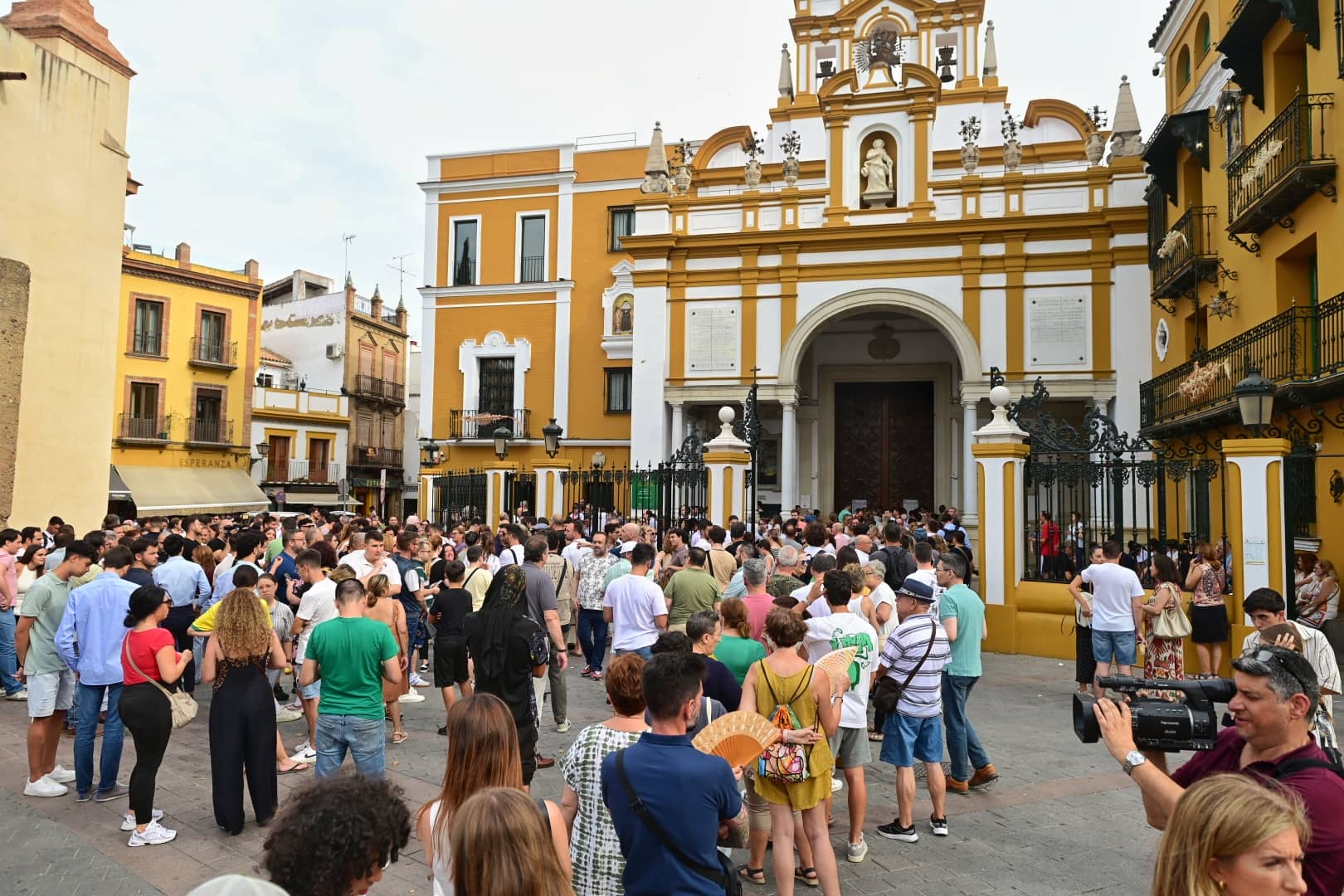 Protestas en la Macarena por la anterior restauración.