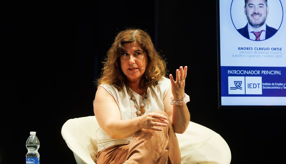 FORO LVDS EL FUTURO Y LOS RETOS DE LOS PEQUEÑOS PUEBLOS  Y EL MUNDO RURAL 14