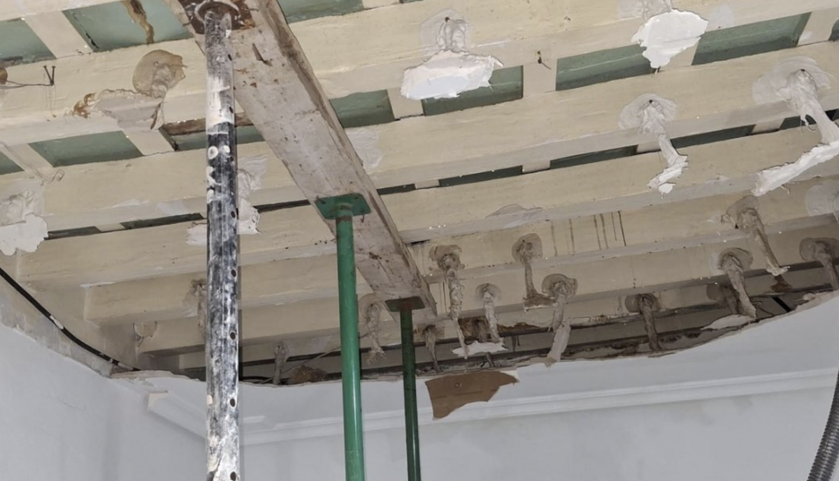 Estructura de prevención en la vivienda afectada.