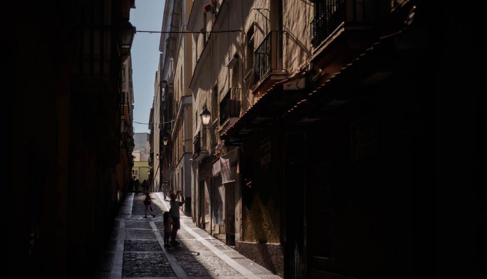 CASAS DE LOS HORRORES CONCENTRACION PEGADA DE CARTELES 29