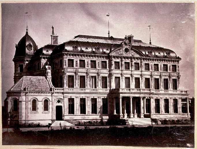 Recreo de las Cadenas construido por el hacendado Julián Pemartín.