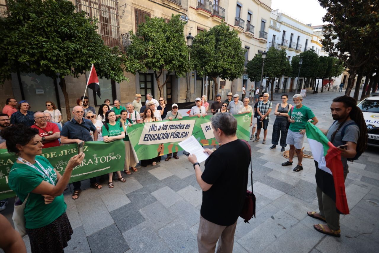 Una protesta en Jerez de Marea Verde.