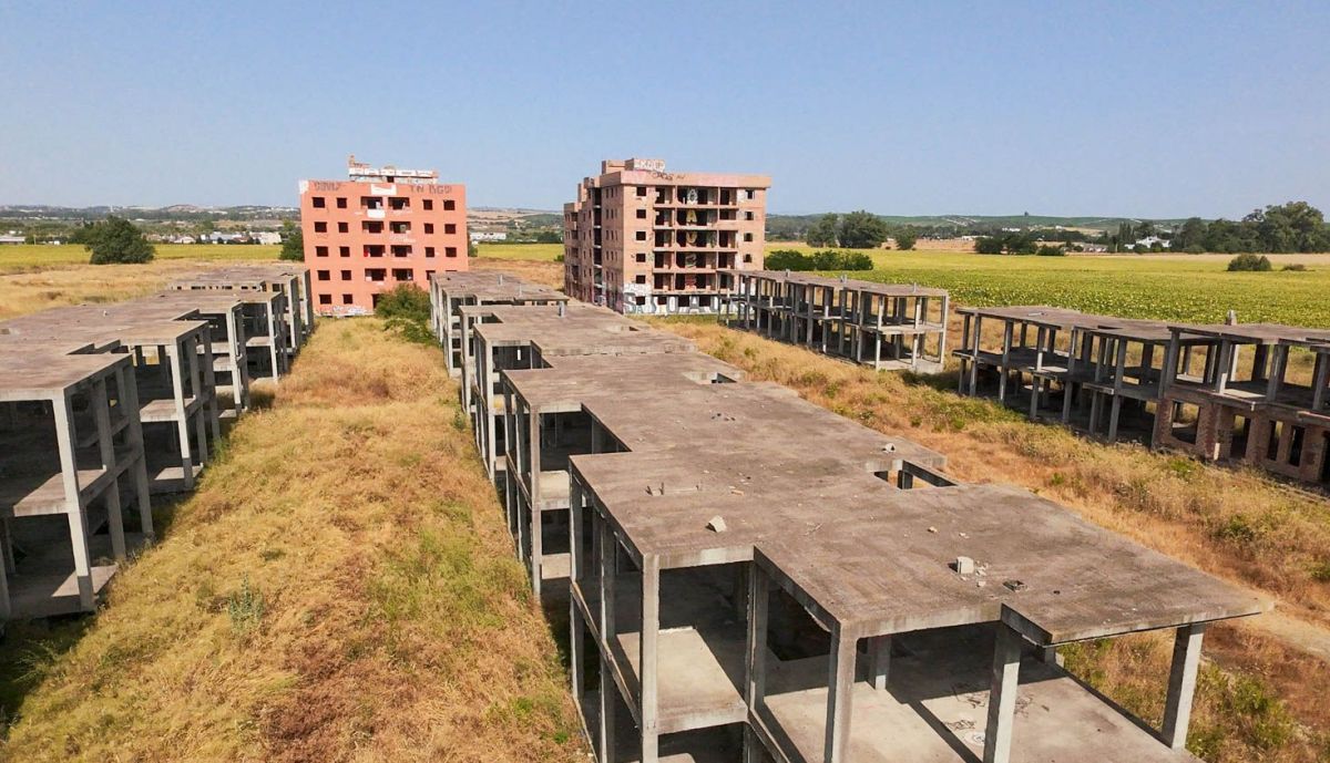 EDIFICIOS EN VENTA CALLE CASTILLO DE MEDINA 05