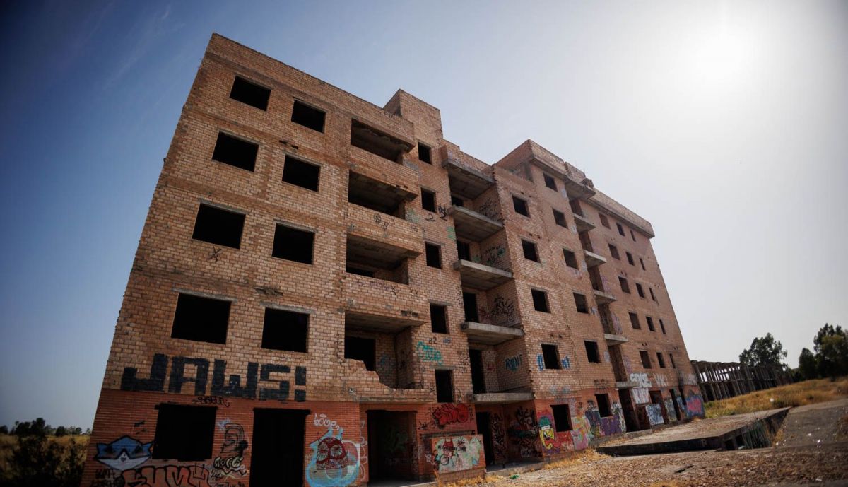 EDIFICIOS EN VENTA CALLE CASTILLO DE MEDINA 08