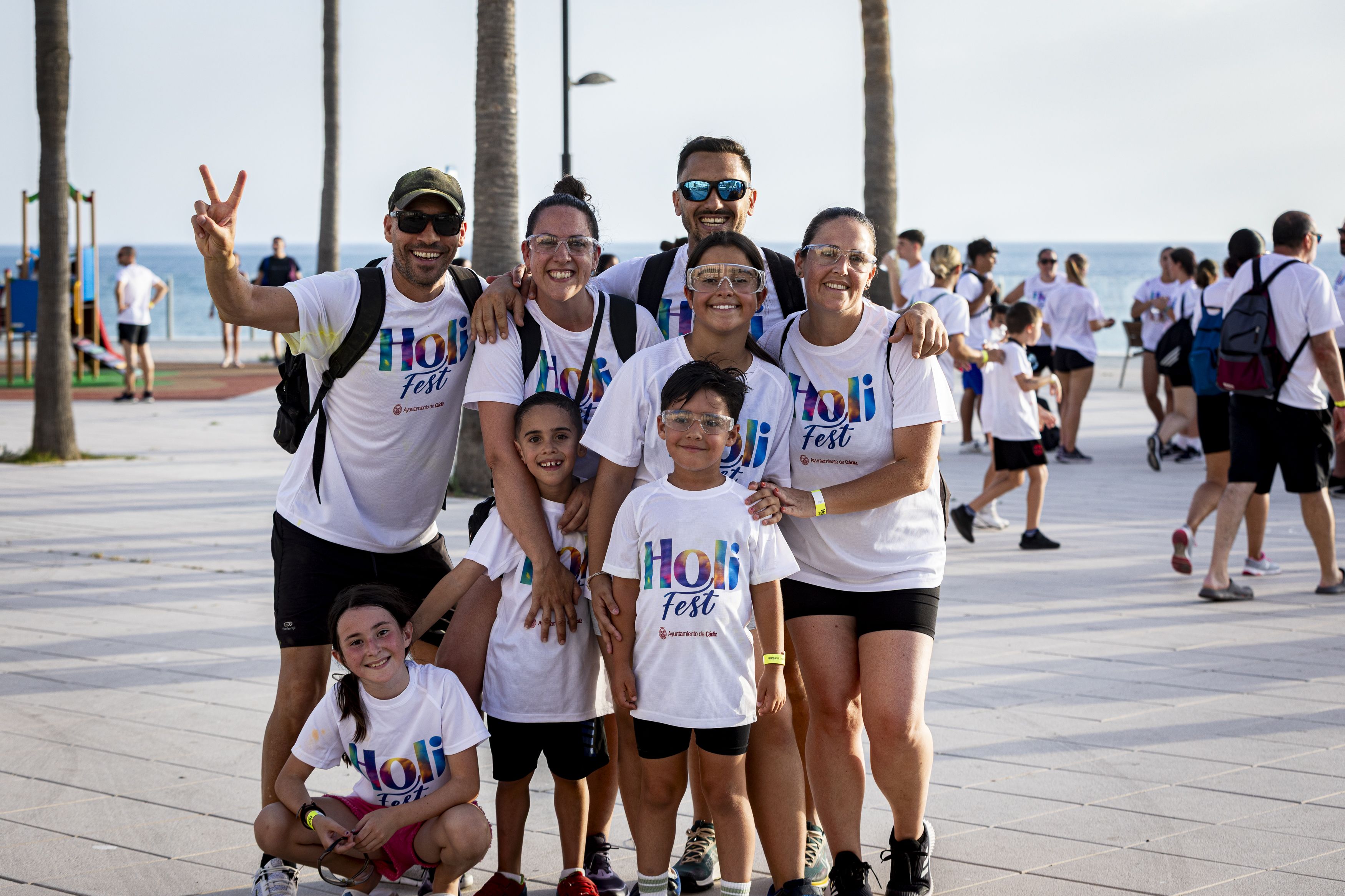 Las divertidas imágenes de la Holi Fest de Cádiz.