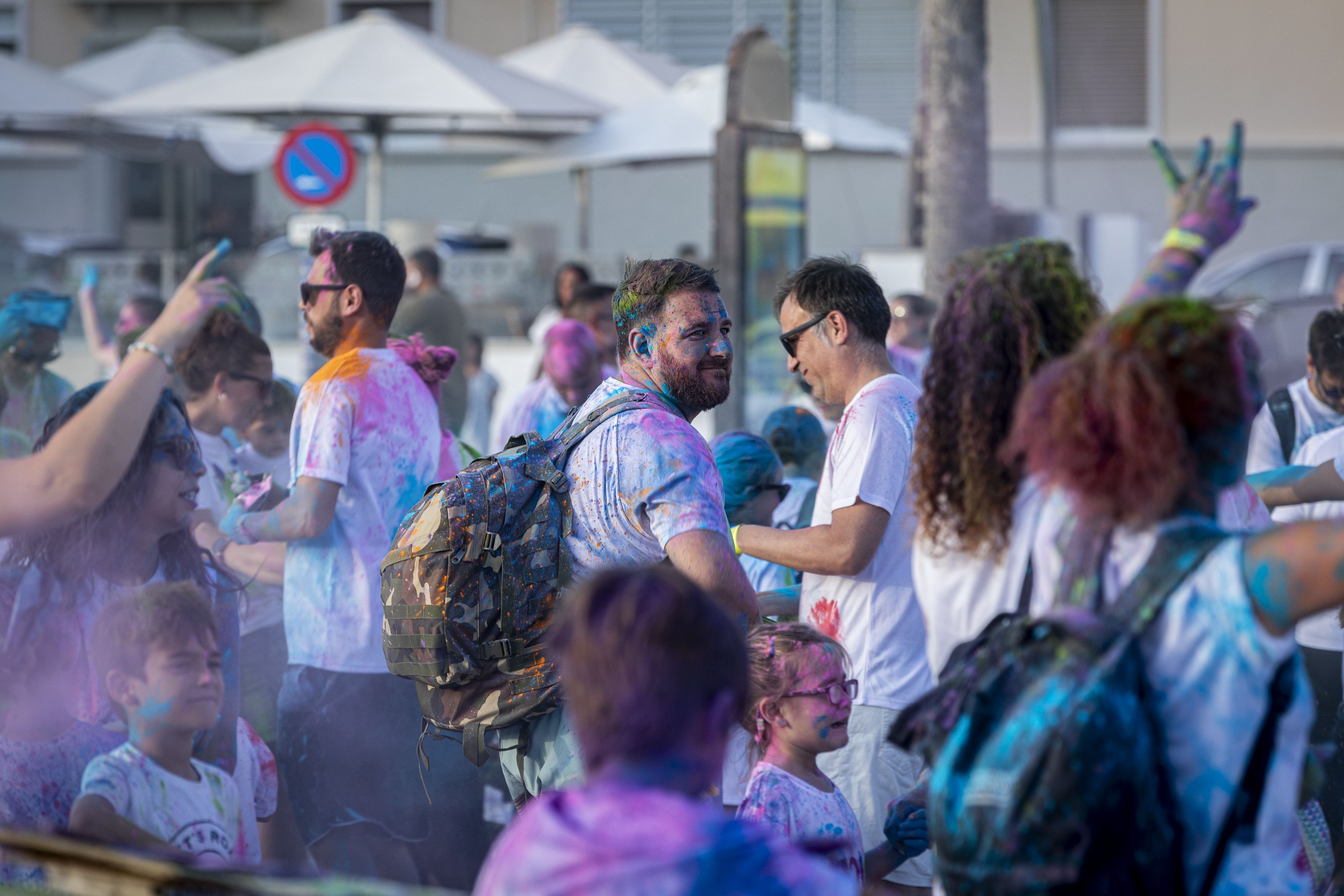 Las divertidas imágenes de la Holi Fest de Cádiz.