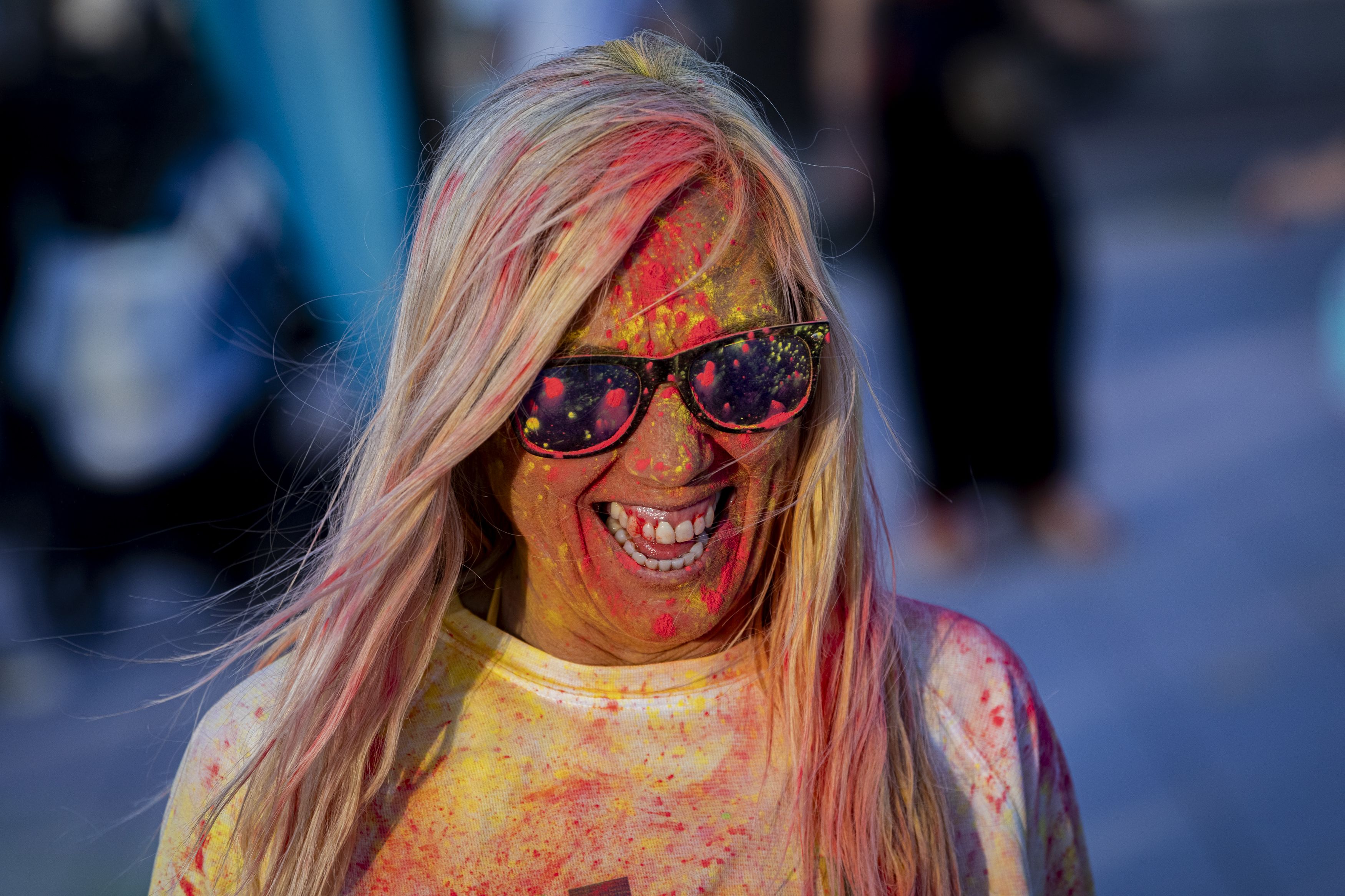 Las divertidas imágenes de la Holi Fest de Cádiz.