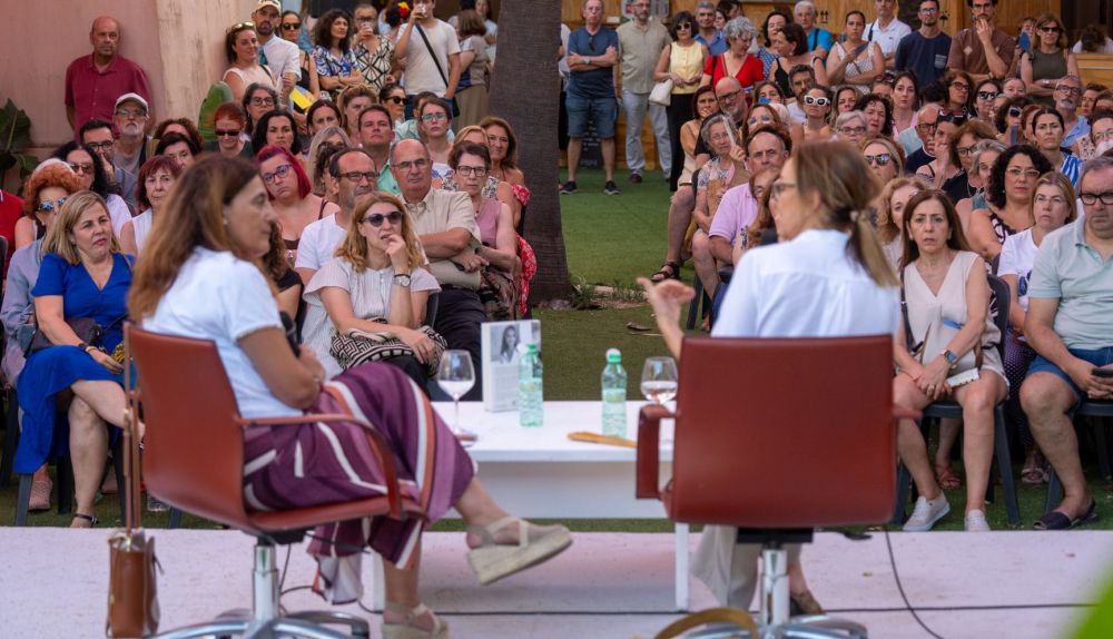 MARIA DOÑA   CADIZ FLC 2025