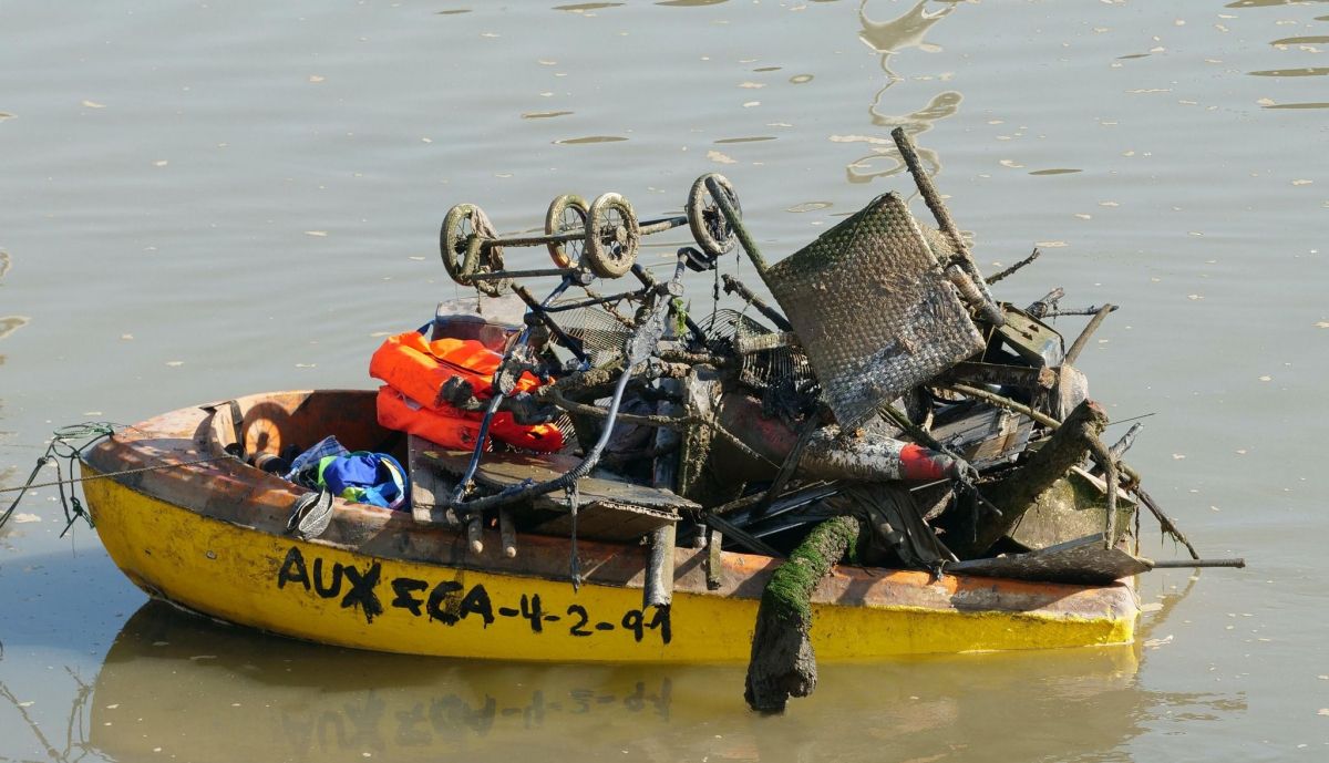 Residuos encontrados en el río Iro