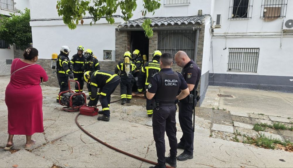 Los trabajos de los bomberos.