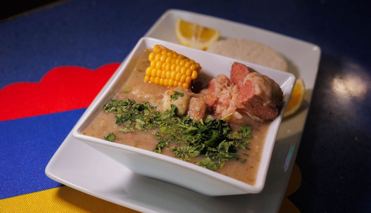 BAR LA CHAMPETA BAR COLOMBIANO 06