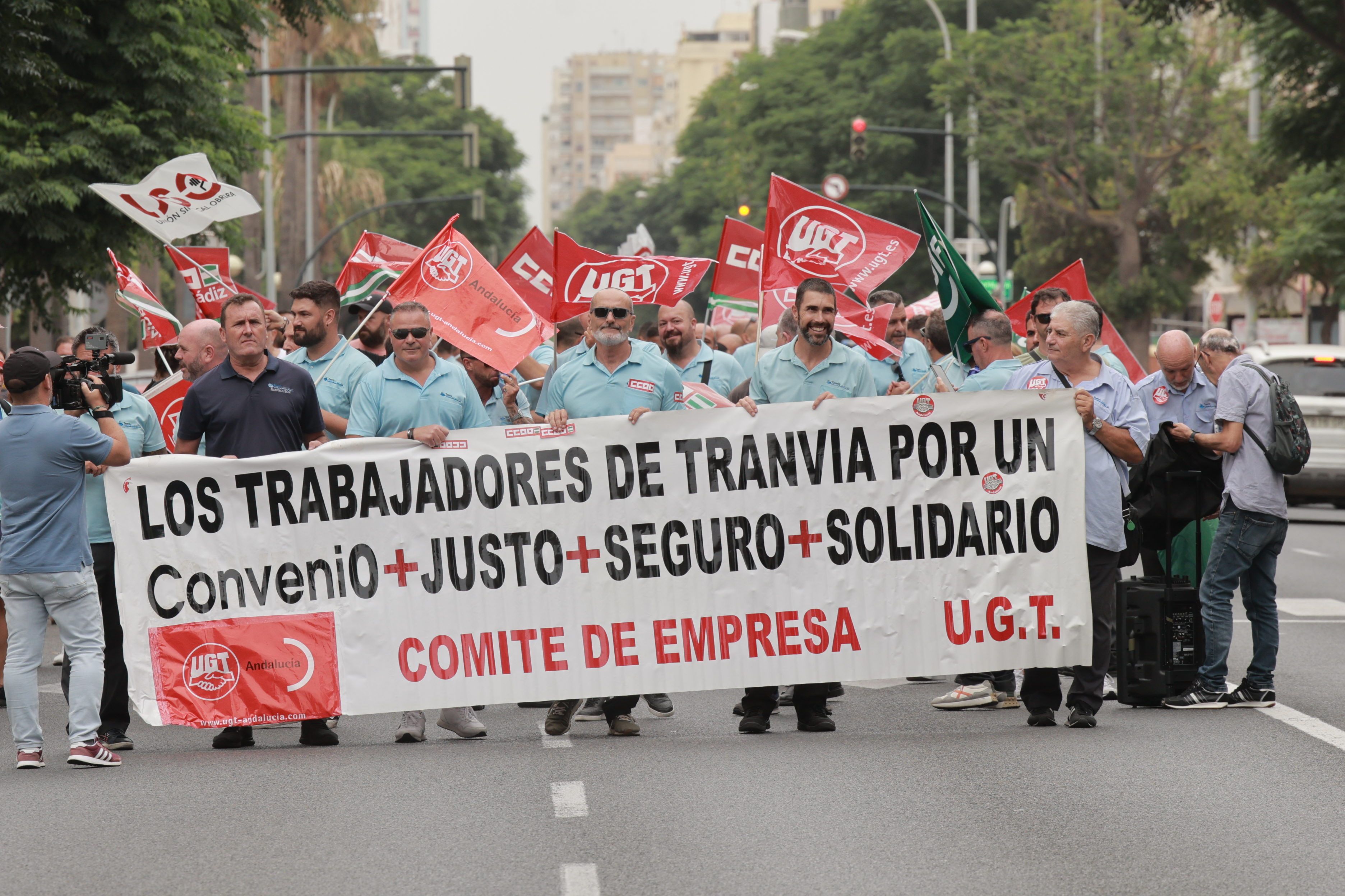Manifestación en Cádiz por los autobuses.