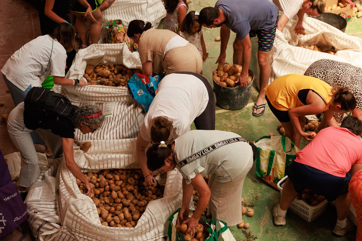 Agricultor Solidario: Dona 26.000 Kilos de Papas