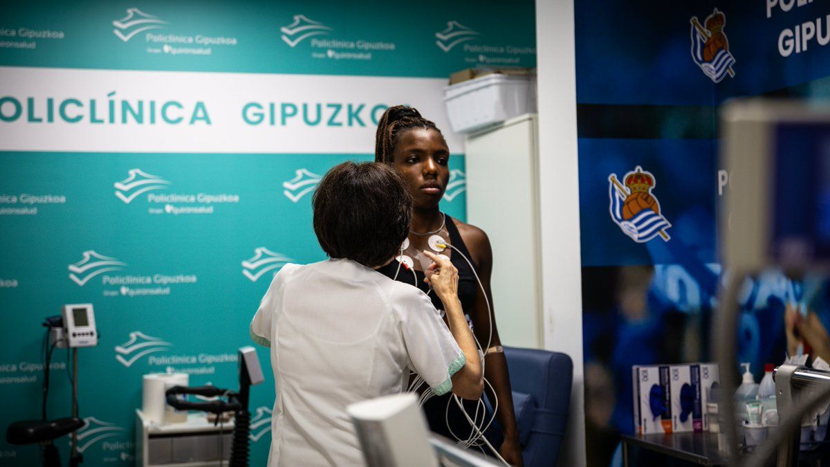 Pasando el reconocimiento médico con la Real.