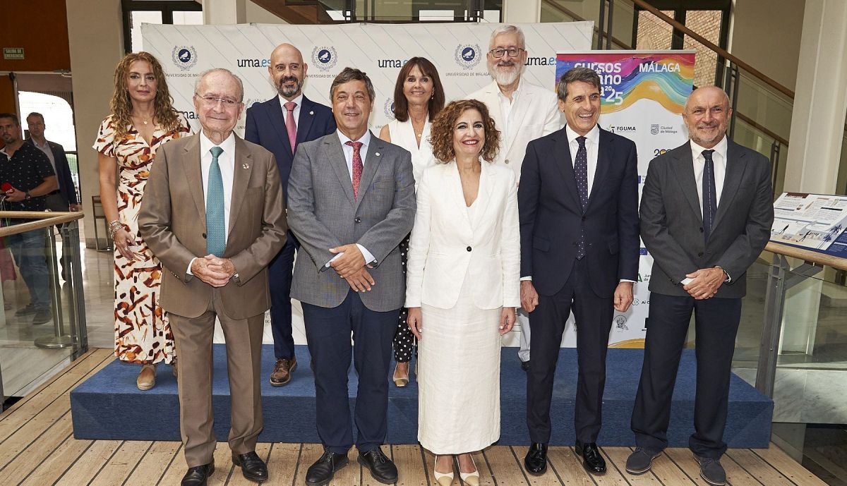 El rector de la UMA, en un acto con María Jesús Montero y el alcalde de Málaga, entre otros, este jueves.
