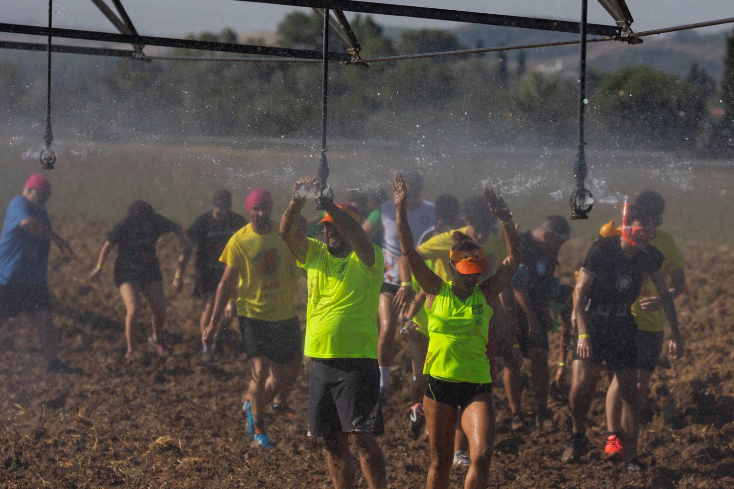 Primer tramo: ducha improvisada bajo el sistema de riego