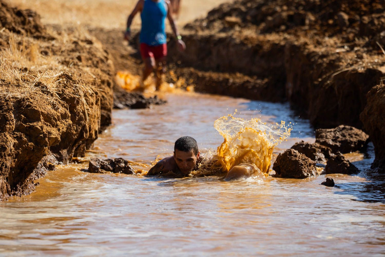 Buceo extremo en el canal de barro
