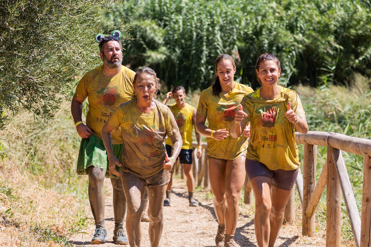 Superando obstáculos con fuerza y sonrisas