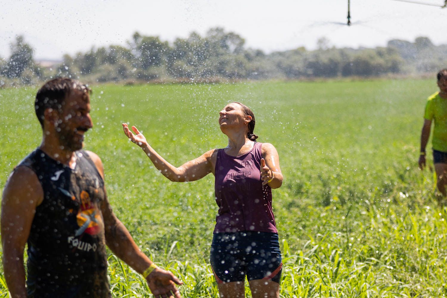 Baño celestial en plena carrera