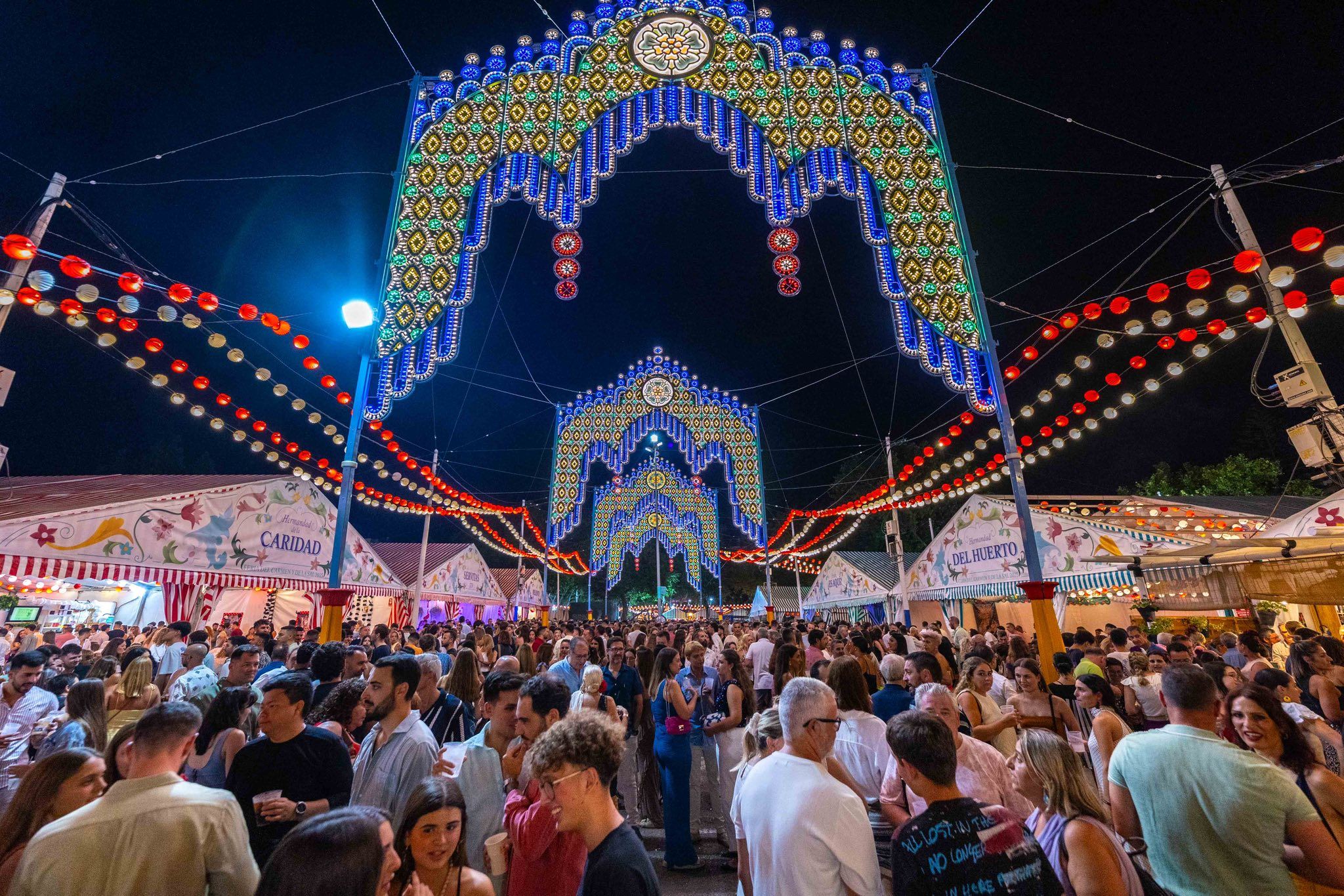 Masiva afluencia de visitantes a la Feria del Carmen y la Sal en San Fernando, este pasado sábado.