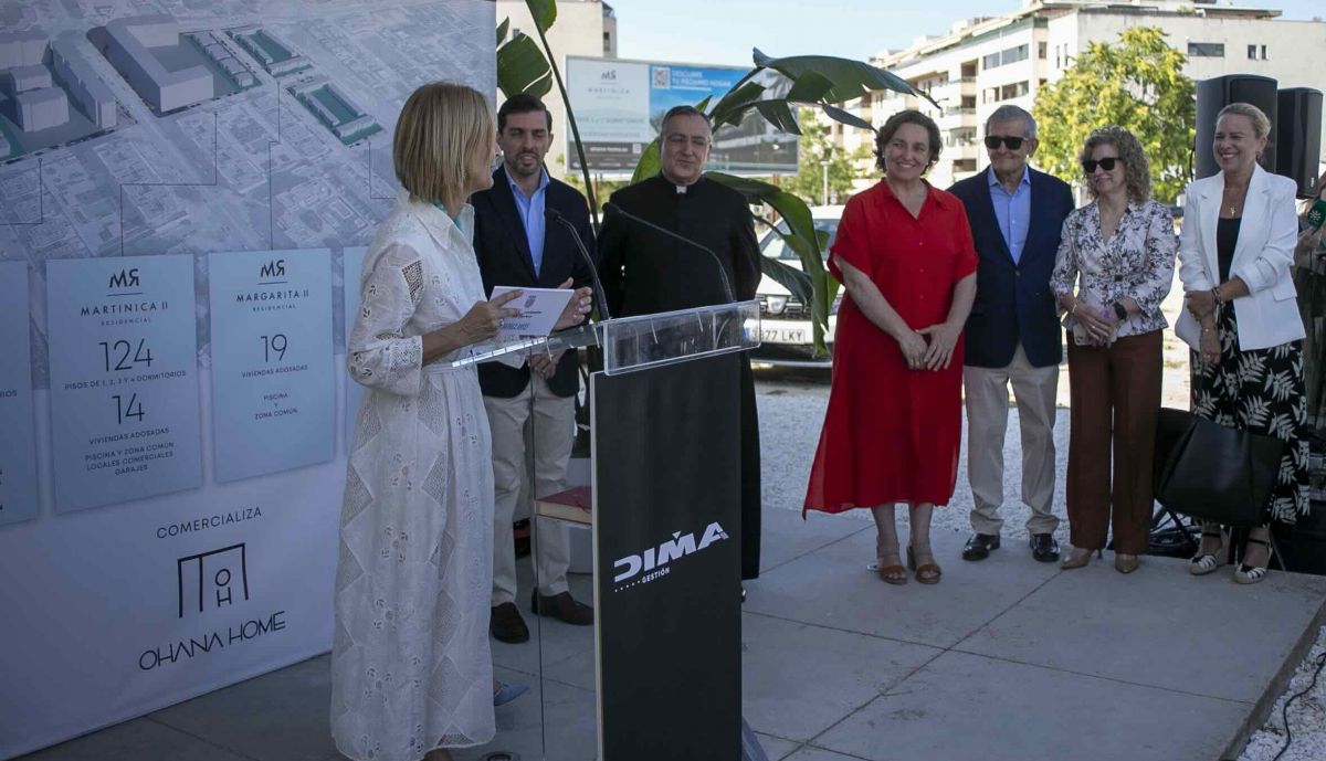 La alcaldesa interviene en la presentación de la nueva promoción de la familia Di Maggio en Jerez.