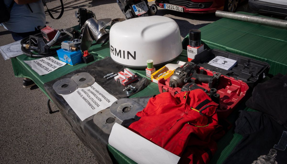 NARCOLANCHAS CADIZ COMANDANCIA 10